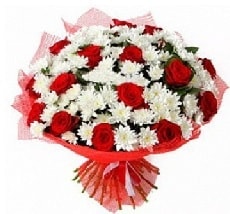 11 adet kırmızı gül ve 1 demet krizantem Ankara çiçek mağazası çiçekçi adresleri